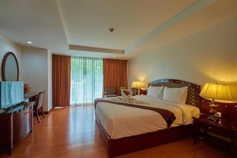 Nana Hiso Hotel Bangkok Room photo