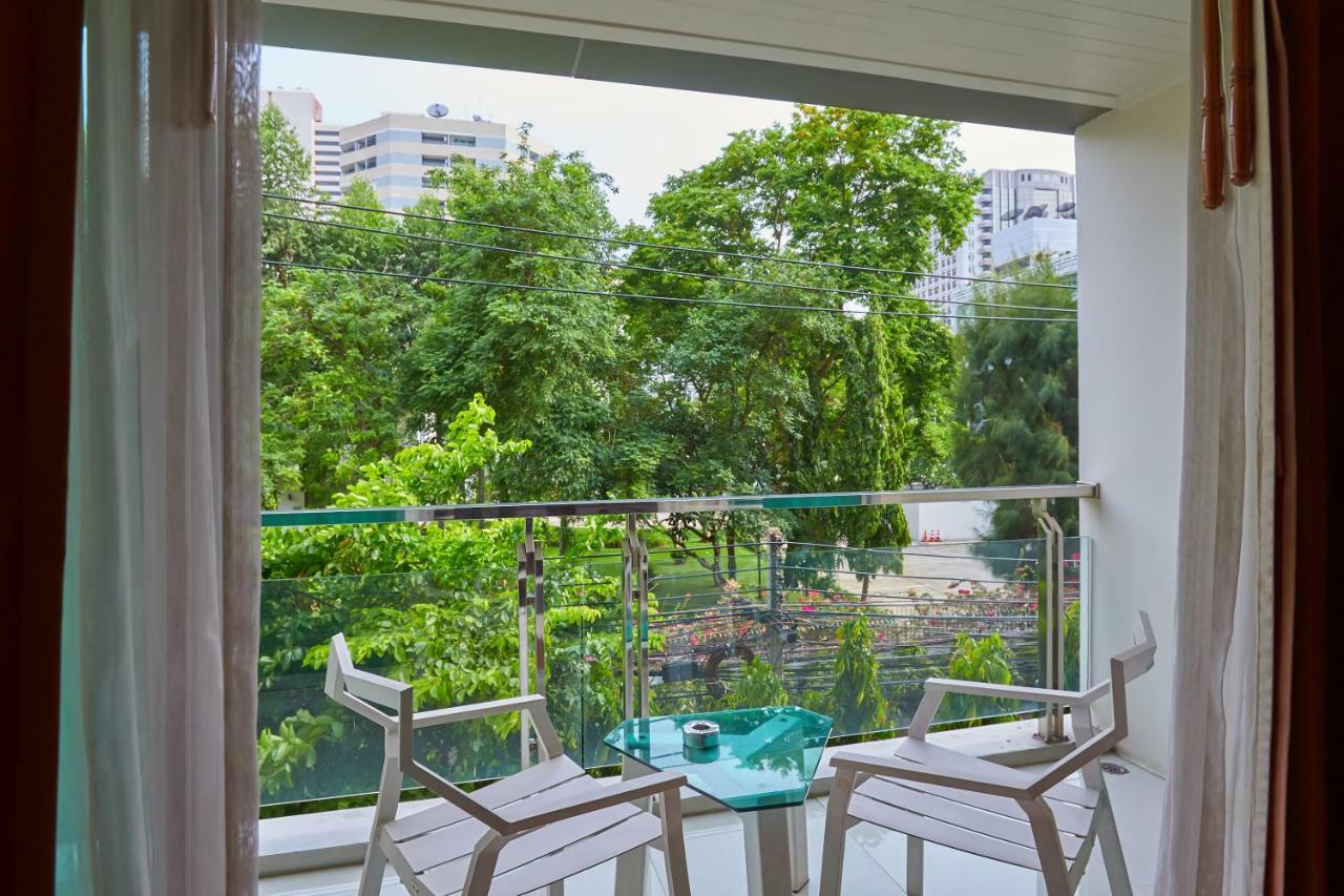 Nana Hiso Hotel Bangkok Exterior photo