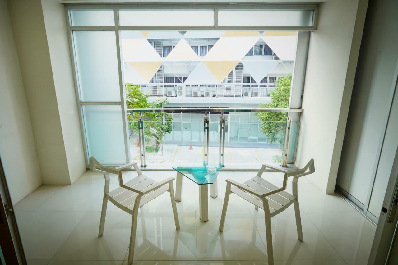 Nana Hiso Hotel Bangkok Exterior photo