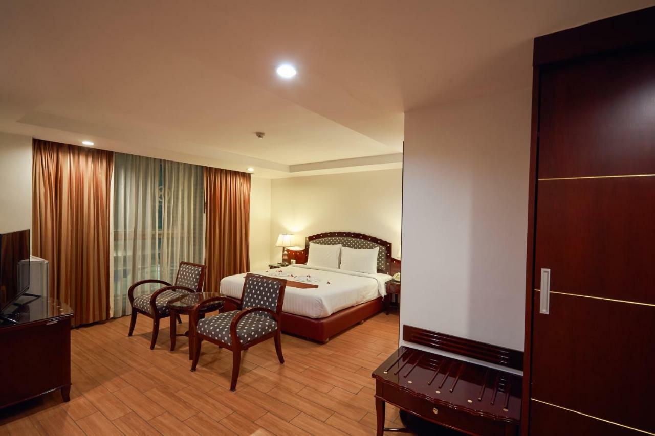 Nana Hiso Hotel Bangkok Exterior photo