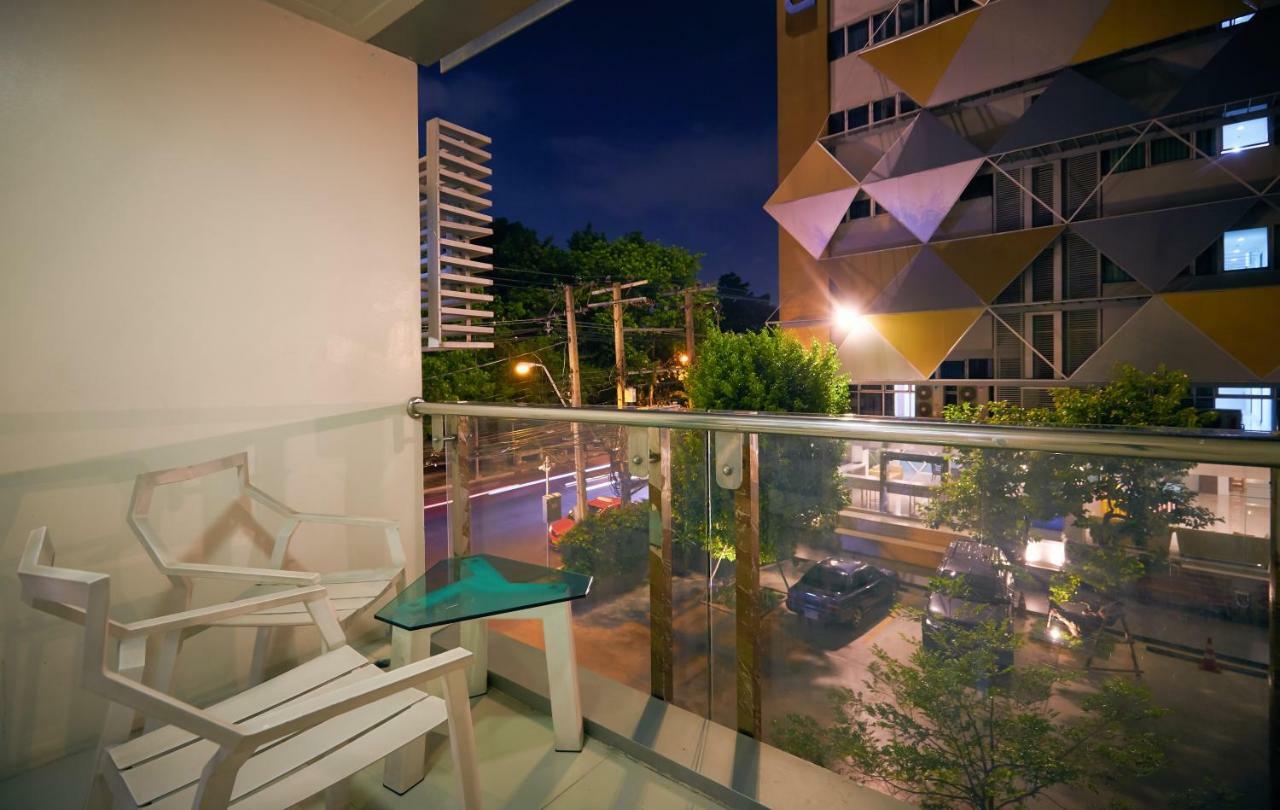 Nana Hiso Hotel Bangkok Exterior photo
