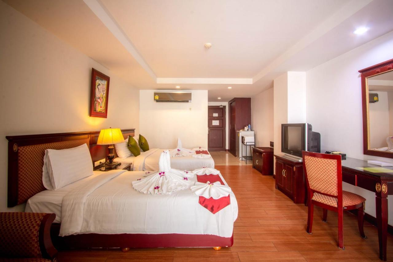 Nana Hiso Hotel Bangkok Exterior photo
