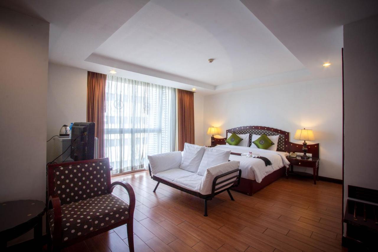 Nana Hiso Hotel Bangkok Exterior photo